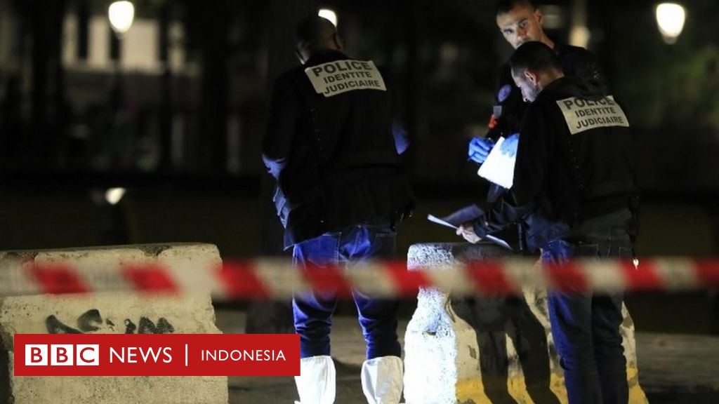 Serangan Di Paris Dengan Pisau Dan Batang Besi Tujuh Terluka Bbc