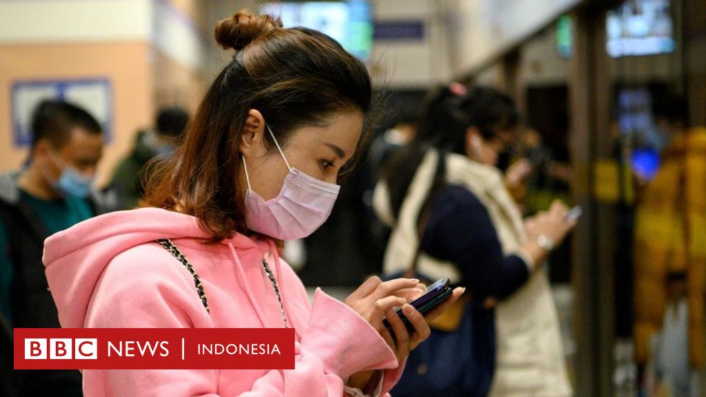 Virus Corona Bisa Menyebar Melalui Telepon Genggam Uang Kertas Binatang Peliharaan Bisa