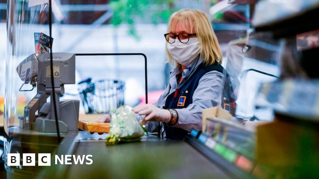 Covid: Wales' new shop rules 'follow evidence of spread' - Covid: Wales' new shop rules 'follow evidence of spread'