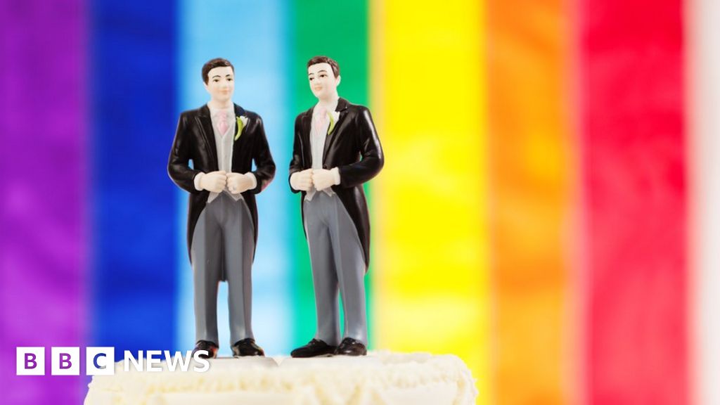 Ashers Case Gay Activist Supports Christian Baker