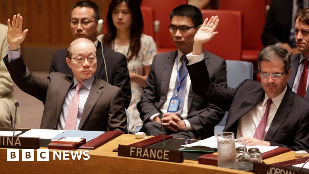 Un Security Council Endorses Iran Nuclear Deal Bbc News