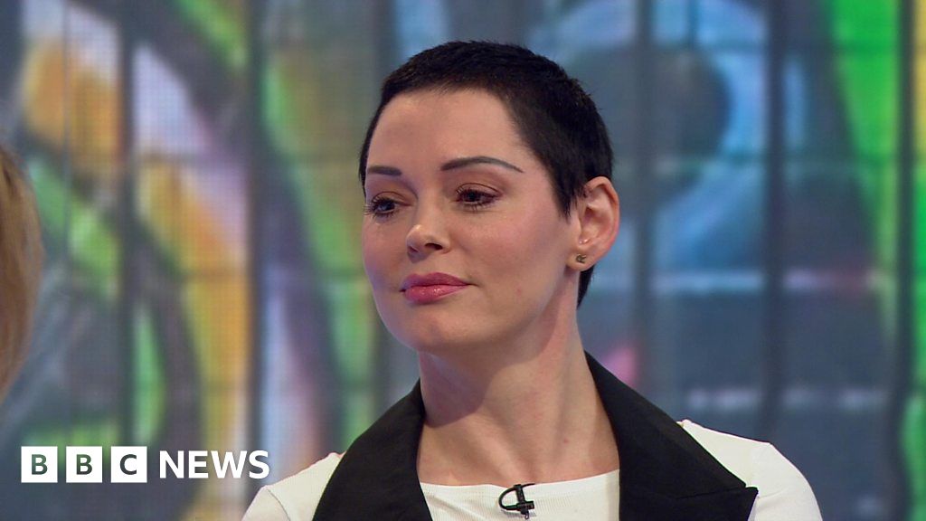 US actress Rose McGowan: Weinstein tried to contact me
