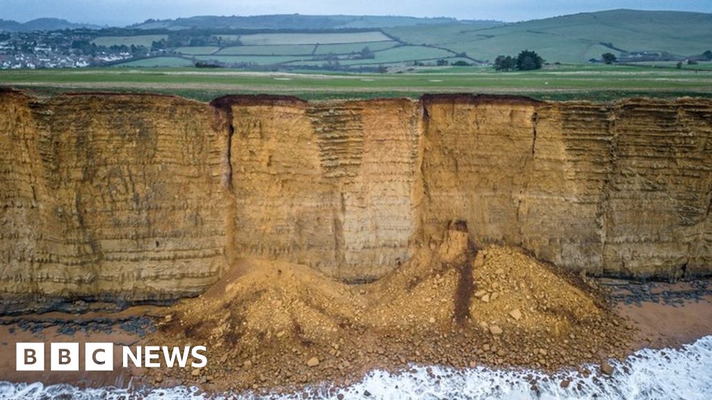 West Bay Three Rockfalls On Dorset S Jurassic Coast Block Beach BBC News