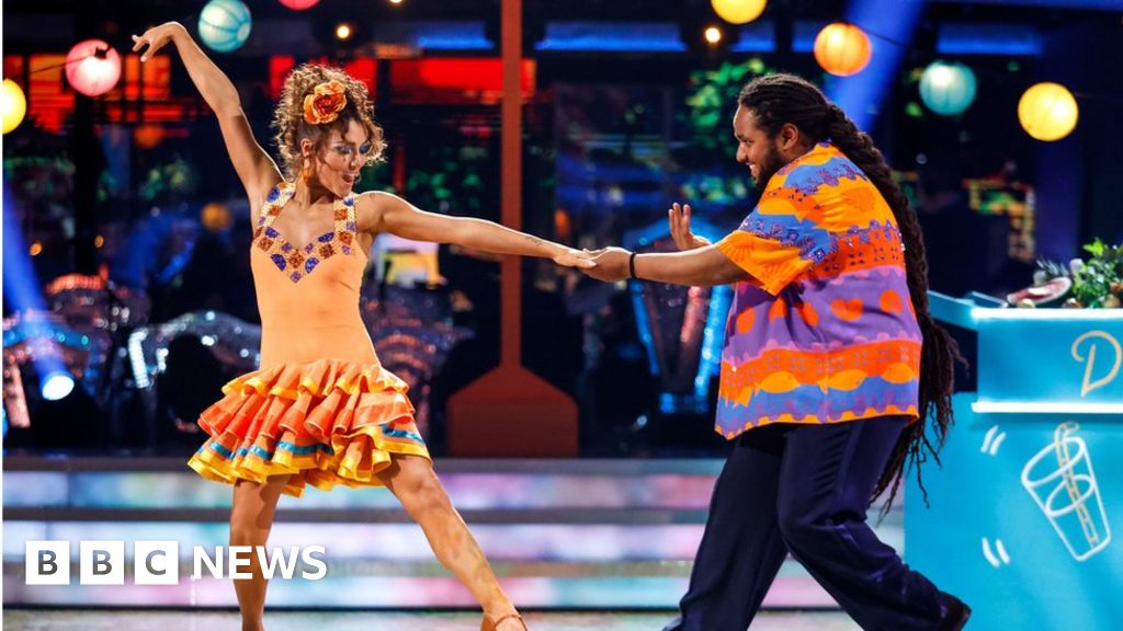 Hay Festival Strictly Winner Hamza To Switch On Christmas Lights