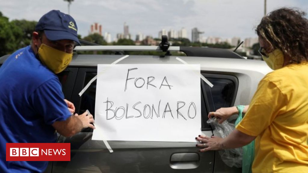 Do impeachment de Bolsonaro à volta do auxílio o que estará nas mãos