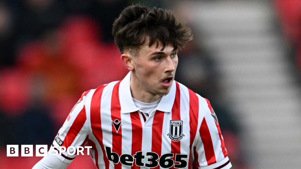 Stoke City Midfielder Luke Cundle Targets Goals Bbc Sport