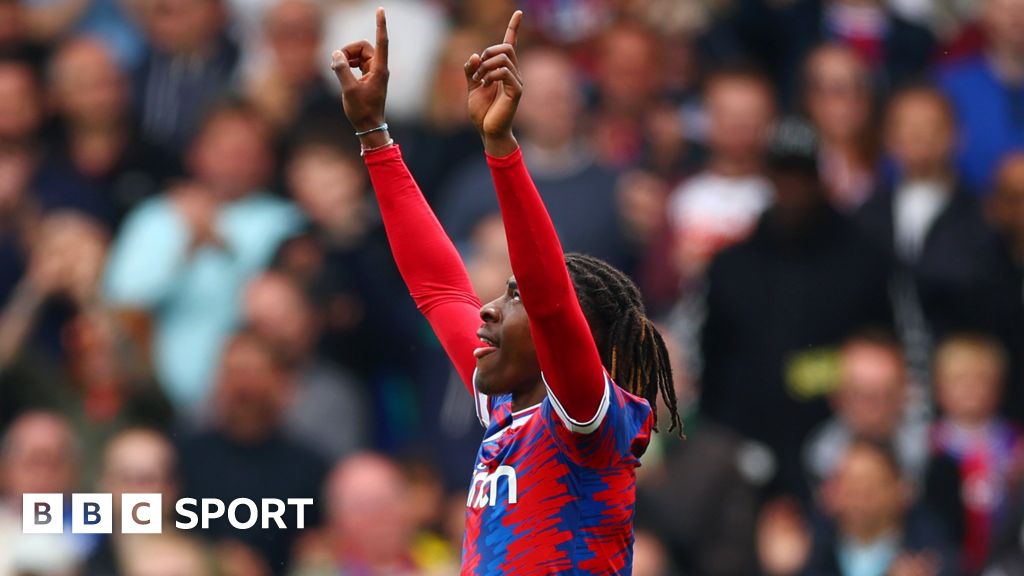 Crystal Palace 2 0 Bournemouth Eberechi Eze Enjoys New Freedom As