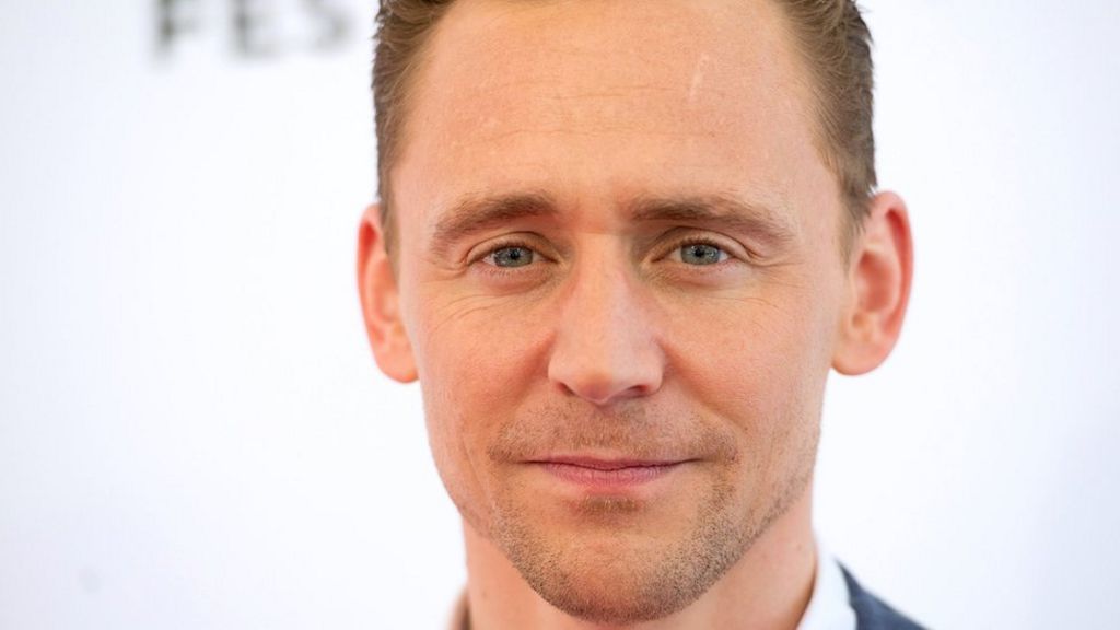 Tom Hiddleston and Taylor Swift photo 'doctored' in police tweet