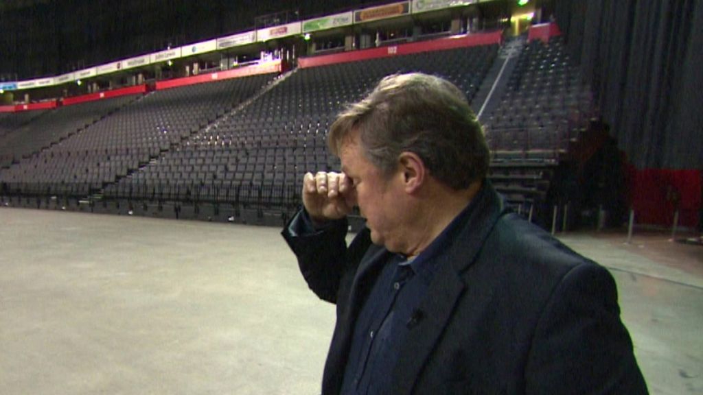 VIDEO: Comedian returns to venue of collapse
