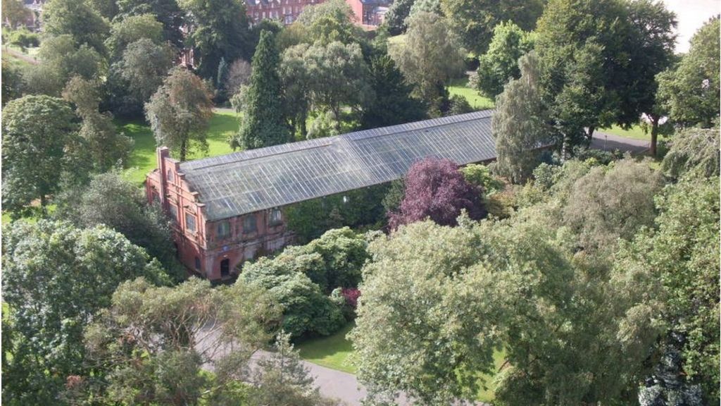 Botanic Gardens: Precious plants of Victorian ravine kept warm