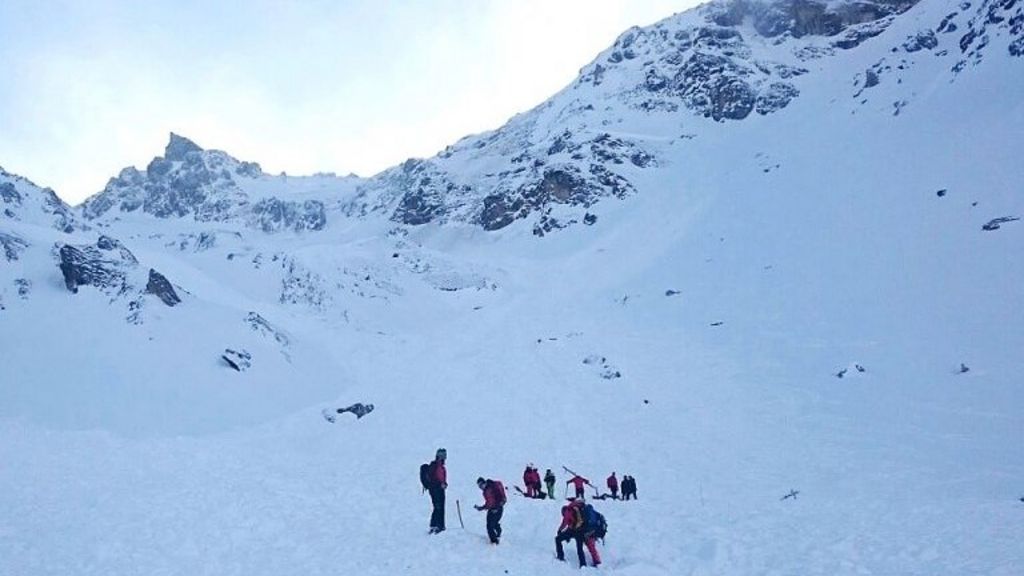 Skiers killed in Austrian avalanche
