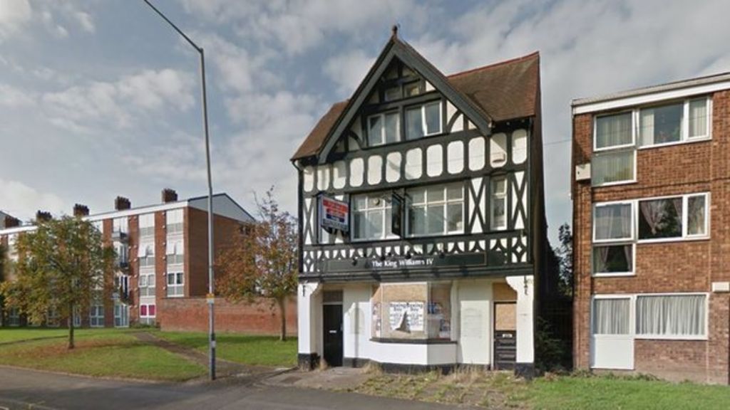 Crews tackle derelict pub fire