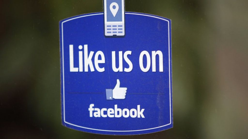 US apartments demanded Facebook 'likes'