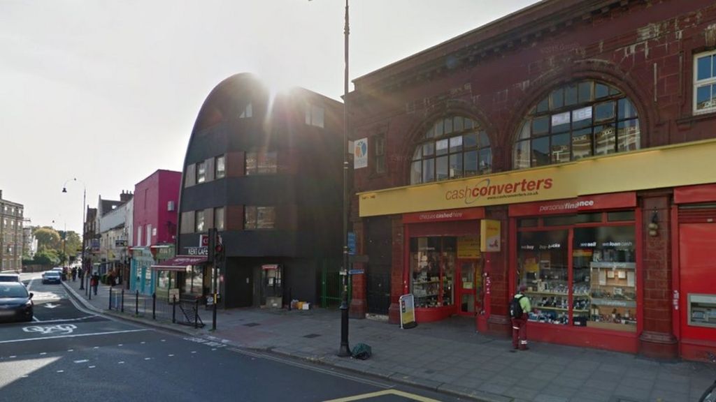 South Kentish Town Station: LU fined 500k after worker fall