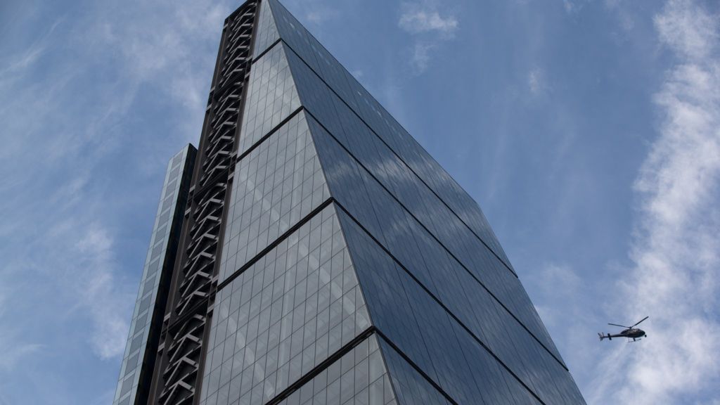 'Cheesegrater' building sold to Chinese investors for £1.15bn