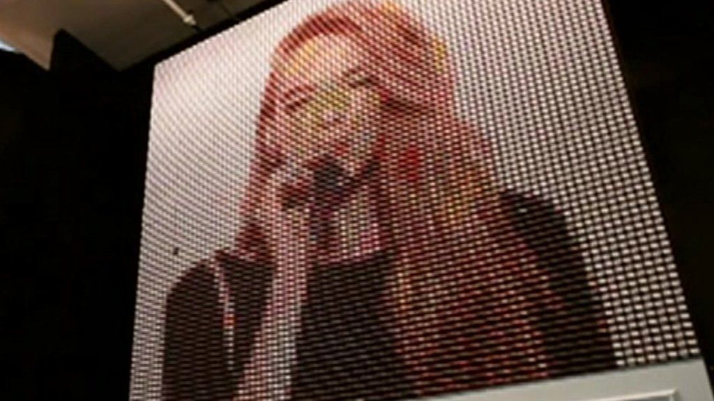 VIDEO: The display screen made from thread