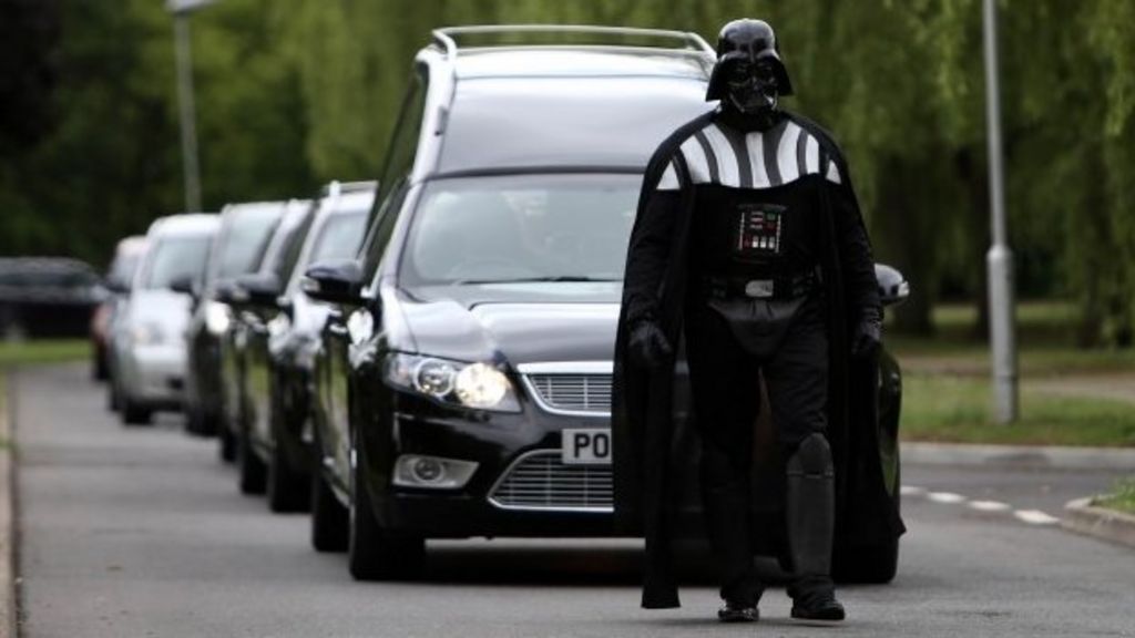 Darth Vader leads Halloween funeral