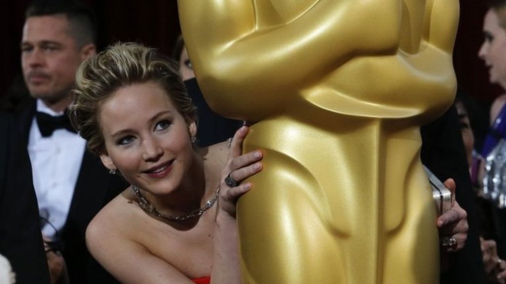 'Celebgate' nudes hacker pleads guilty