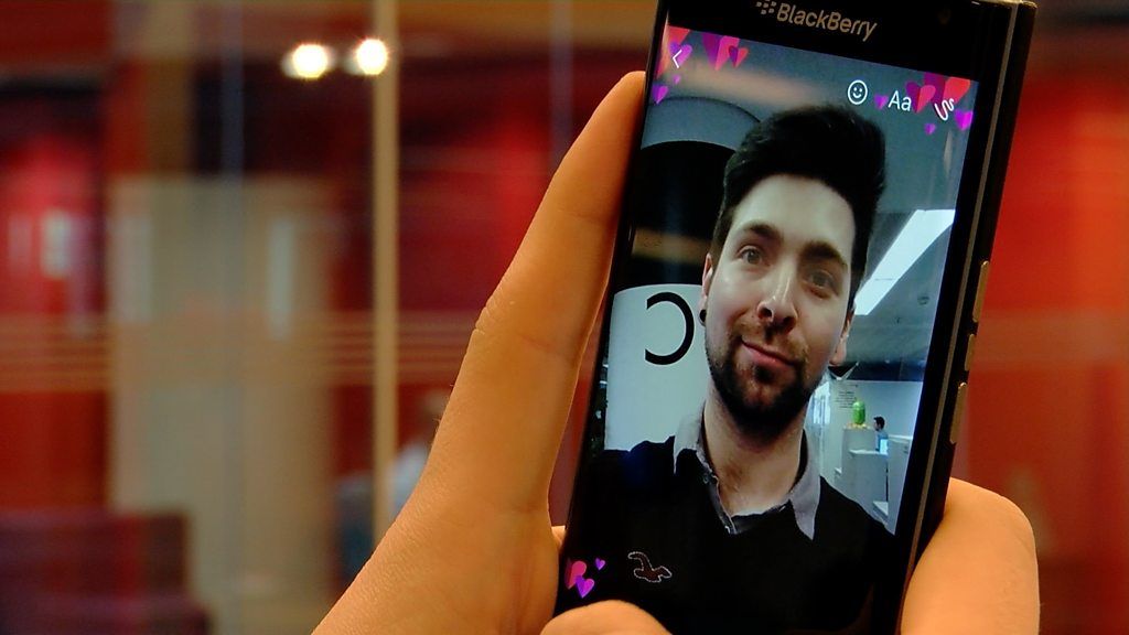 Facebook Messenger adds Snapchat features