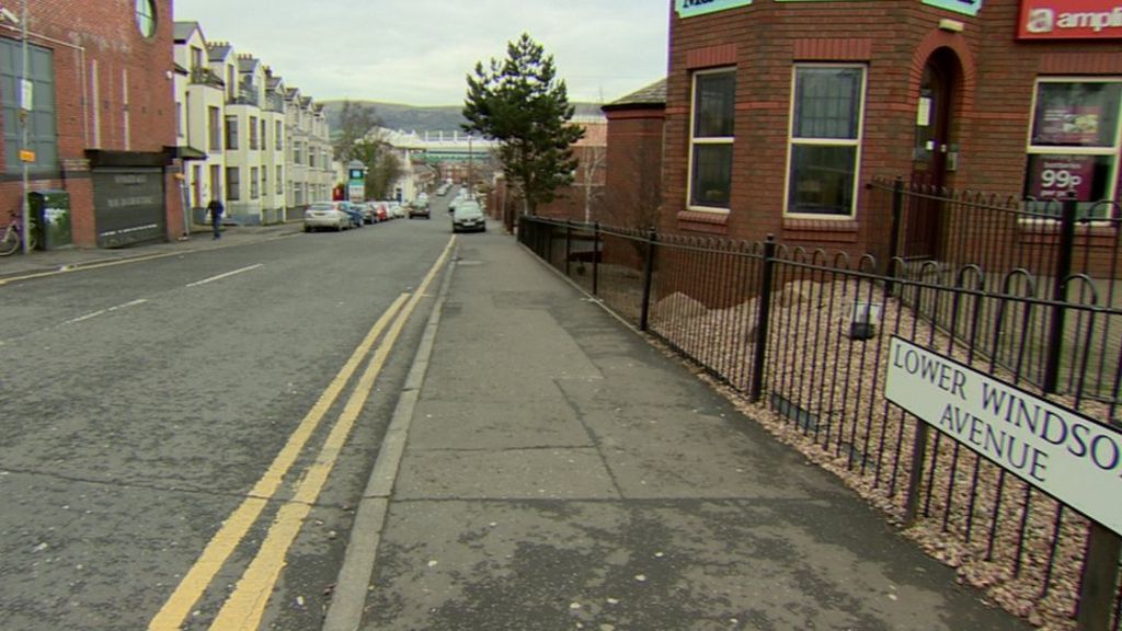 South Belfast: Woman assaulted with hammer during attempted robbery
