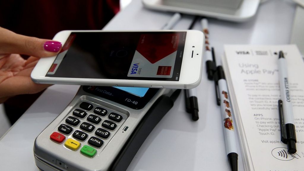 Apple 'launching money transfer app'