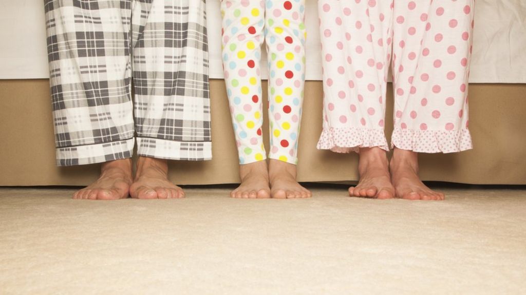 VIDEO: When is it OK to wear pyjamas?