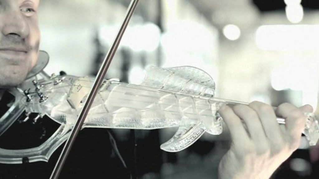 VIDEO: Engineer prints his own violin