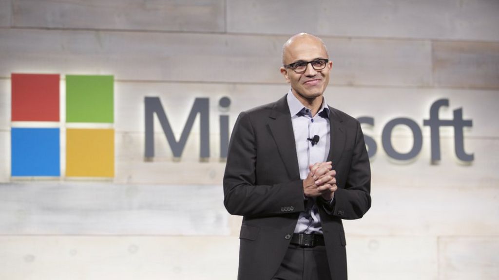 Microsoft boosted by cloud services