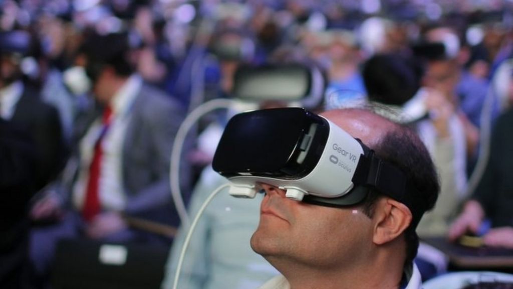 VR headset shipments 'to boom' in 2016