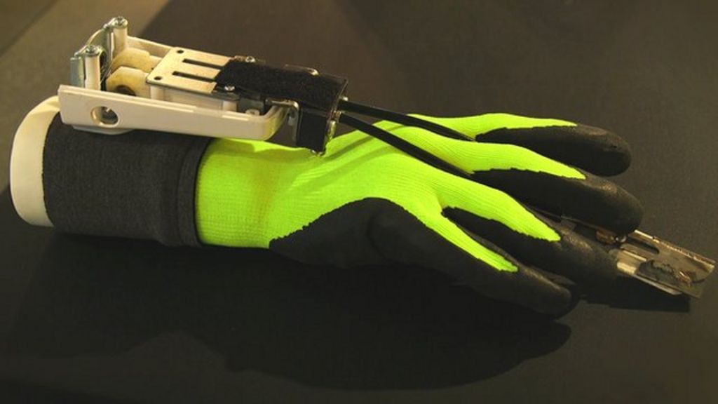 VIDEO: Power glove lets you carve stone