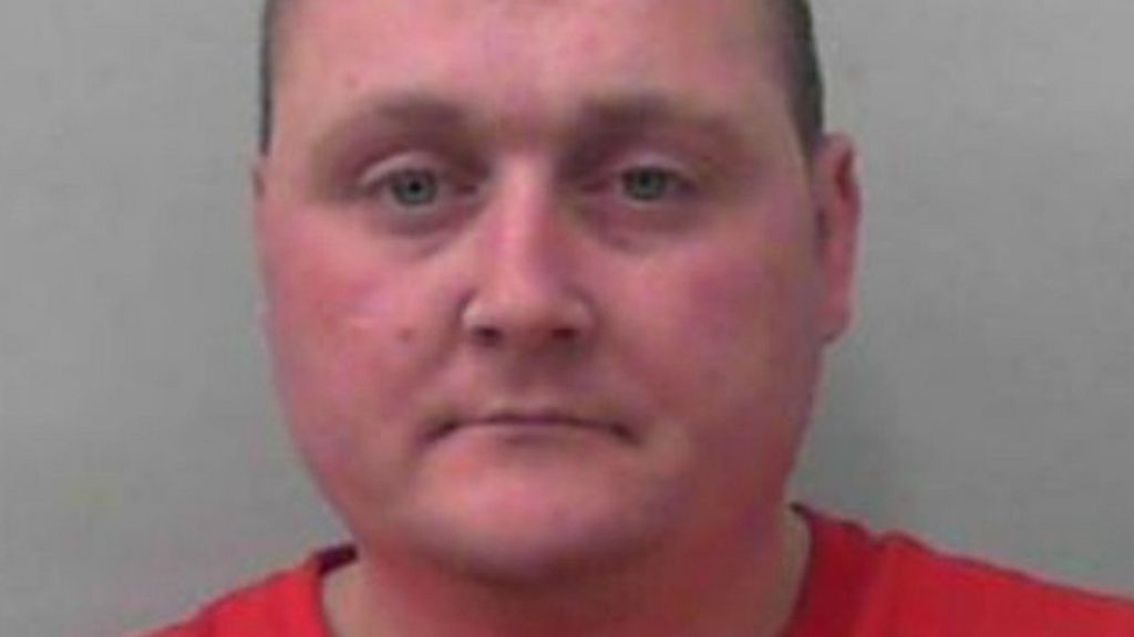 Bacon on mosque offender dies in prison