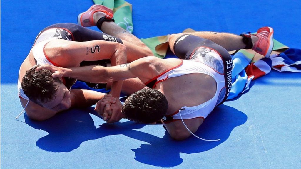 Rio 2016: Youngest Brownlee on brothers medal embrace