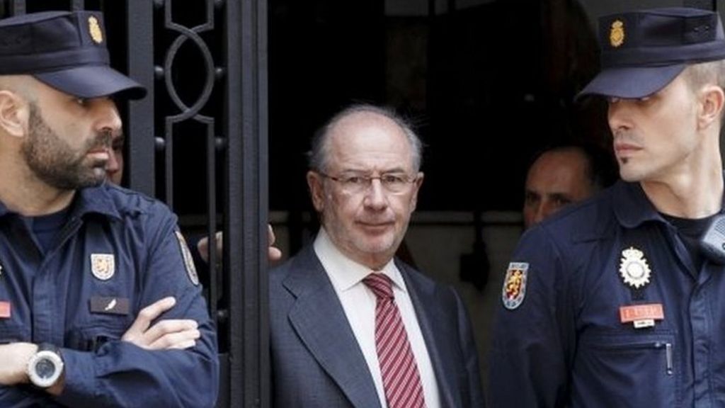 Ex-IMF chief Rodrigo Rato gets 4.5 years for embezzlement