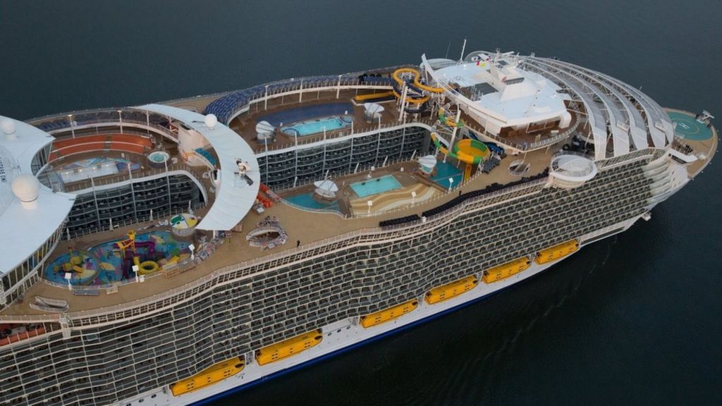 VIDEO: Giant cruise ship 'a construction site'