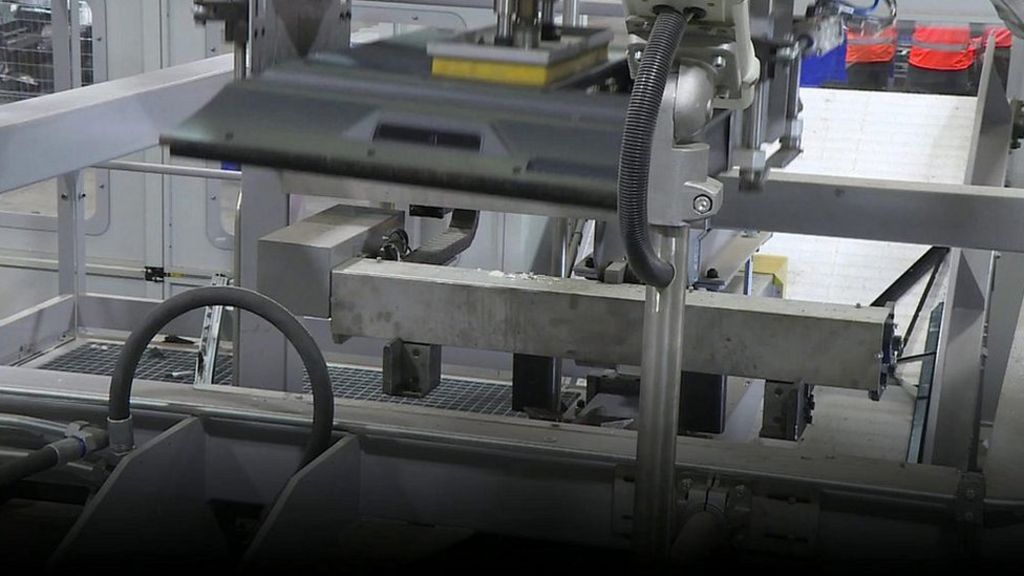 Robots that recycle your old TV