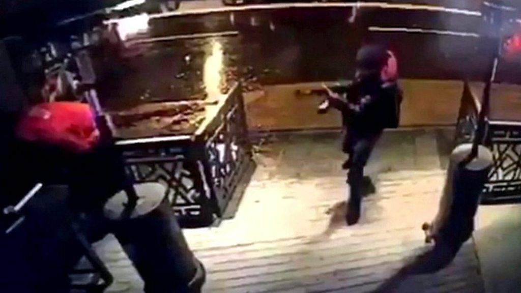 Istanbul attack: Video shows gunman approaching nightclub
