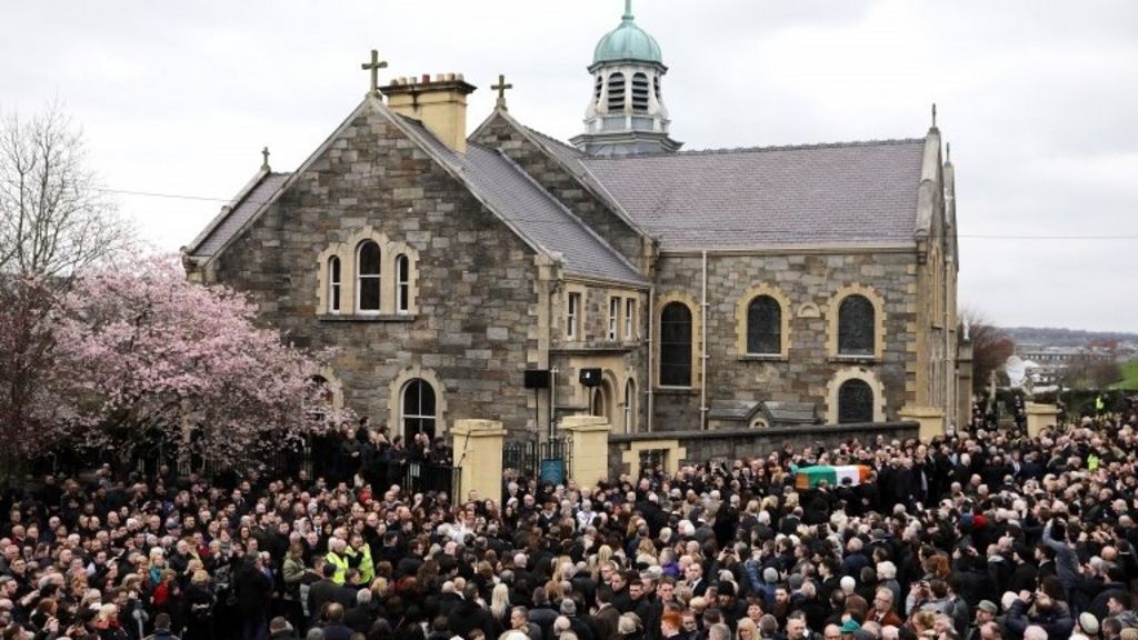 Martin McGuinness funeral: Clinton urges 'finish his work'