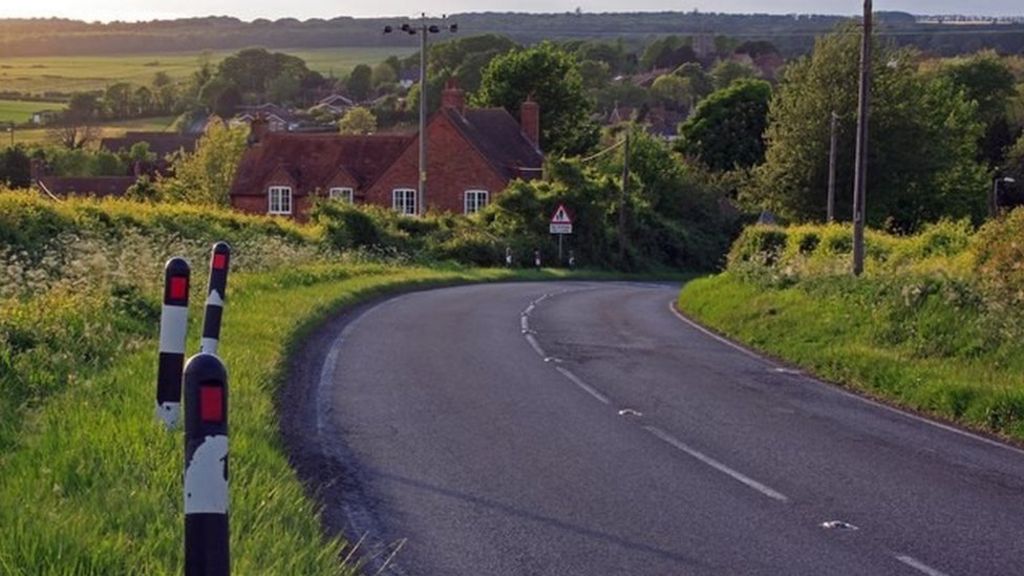 Rural Dorset bus routes set for axe in council review