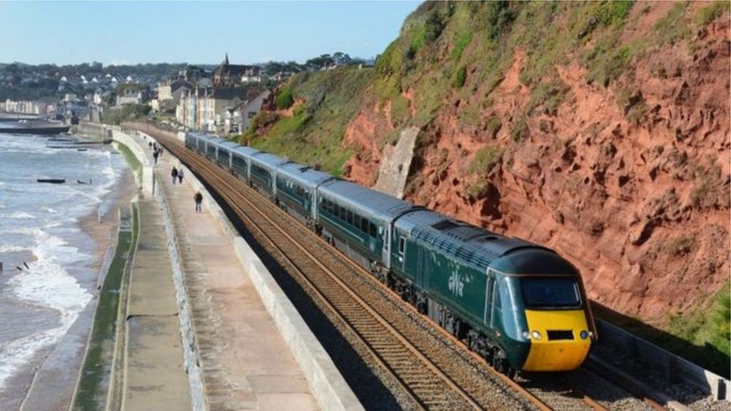GWR train cleaners strike in row over pay and conditions