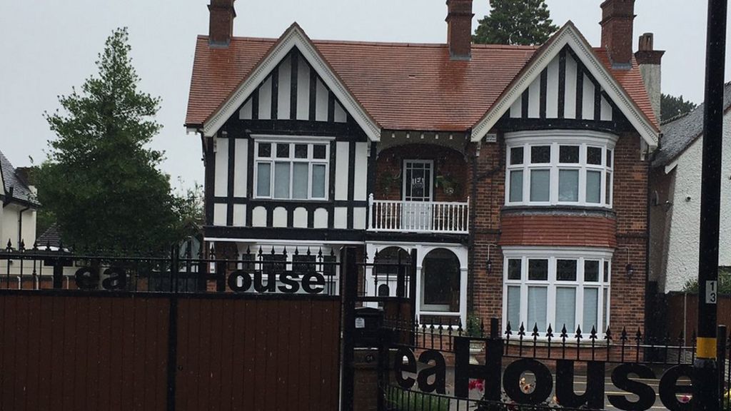 Brothel fears over Sutton Coldfield 'tearoom' bid