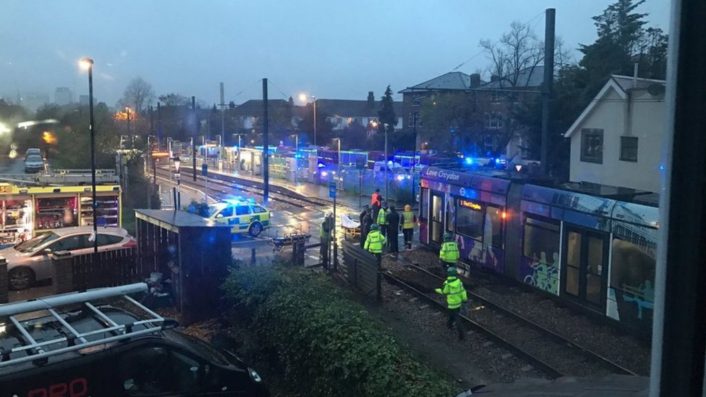 Tram 'overturns' in 'serious incident' in Croydon