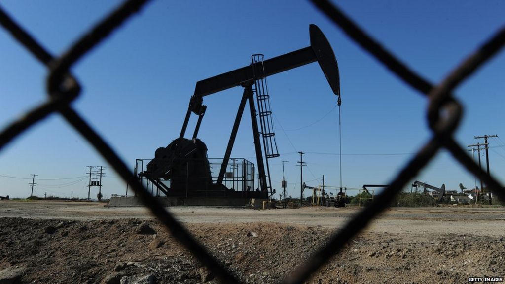 Oil price hits new seven-year low
