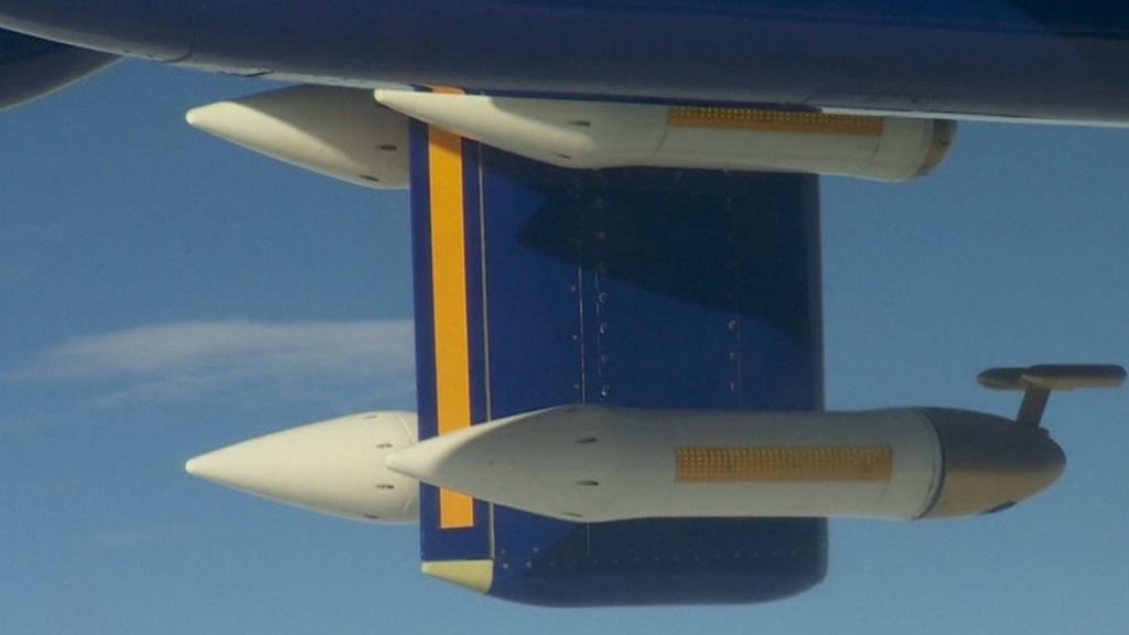 On board plane flying through the jet stream