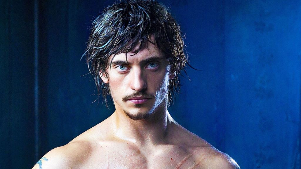 Ballet star Sergei Polunin sees his future in movies - BBC News