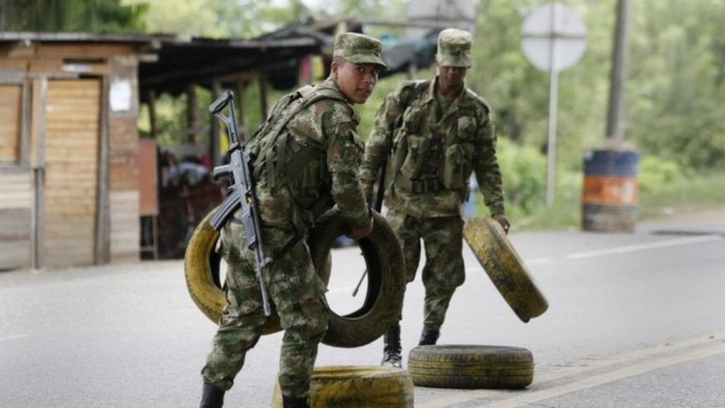 Colombia's Farc blows up pipeline