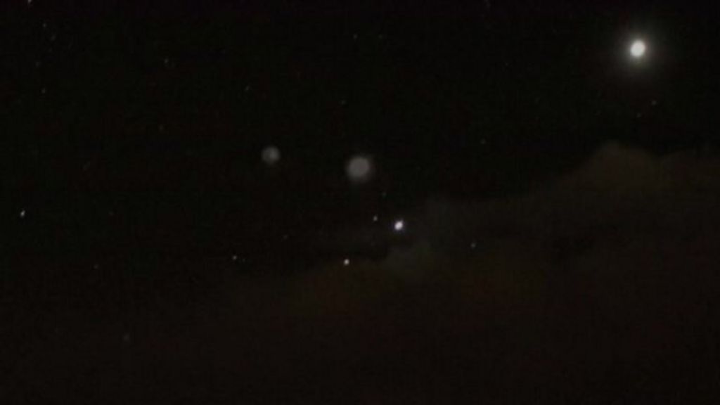 VIDEO: Planetary pleasure - Mars, Jupiter & Venus on show