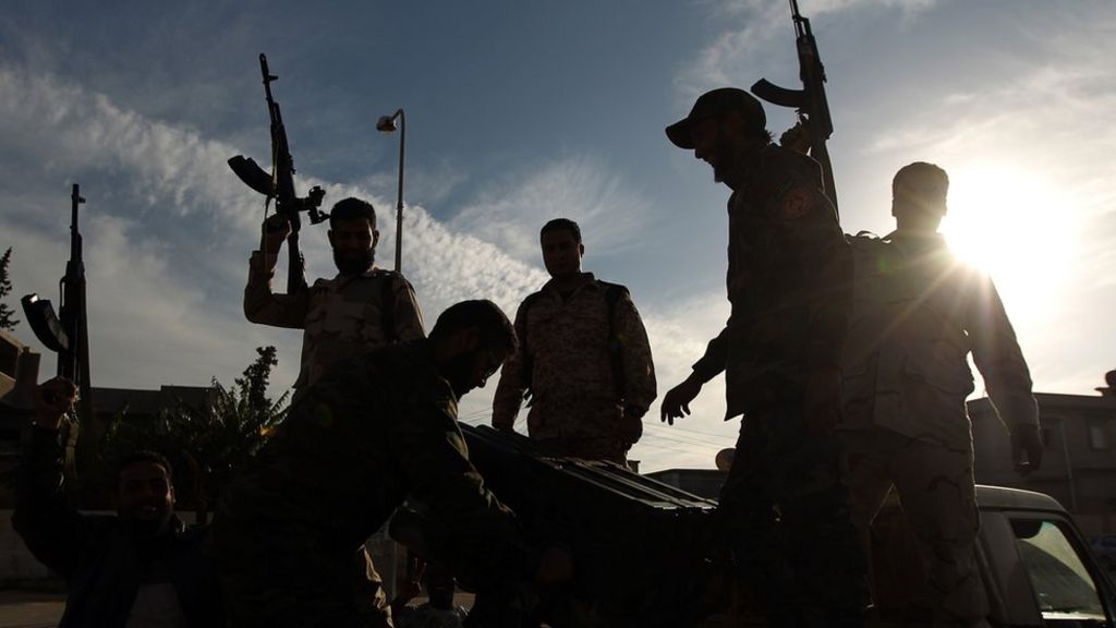 Libyan Islamist militias in 'key losses'