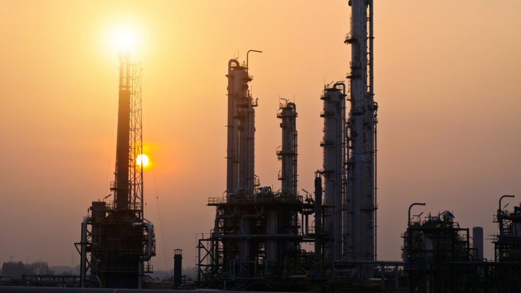 Transport and agriculture sectors 'should cut emissions'