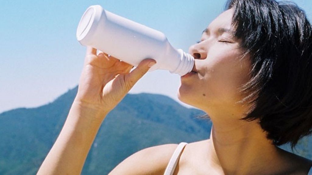 VIDEO: Never-eat-again drink tasted