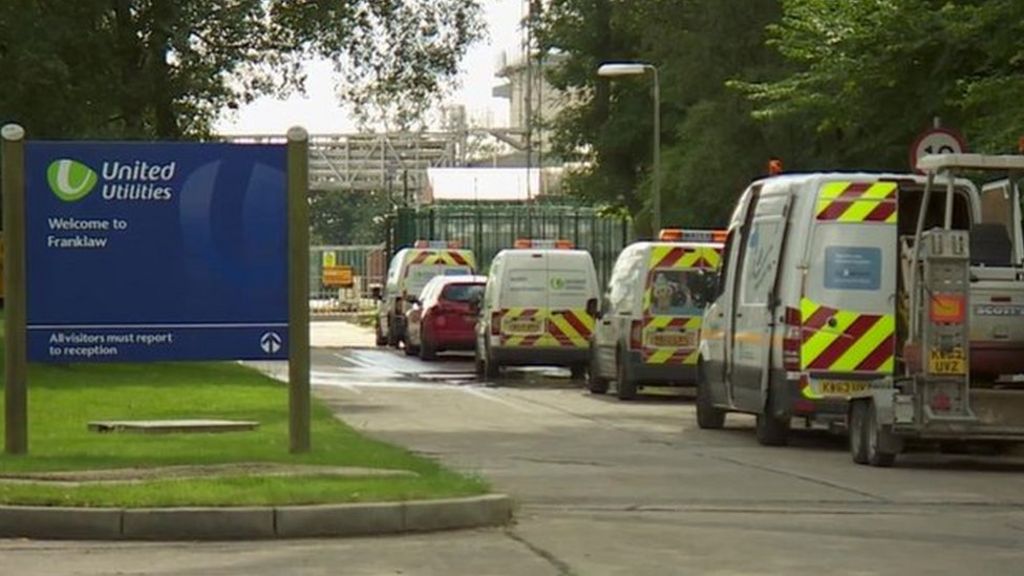 Water firm criticised for 'putting public health at risk'